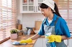 Kitchen cleaning